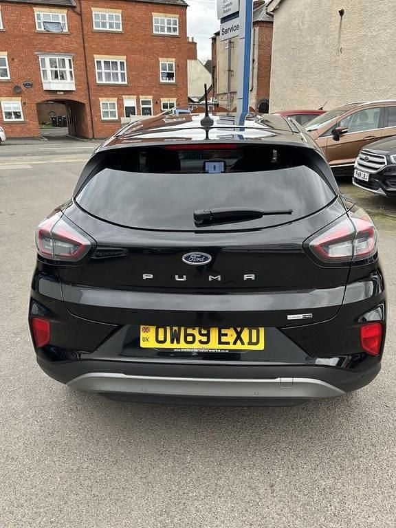 Begagnad Ford Puma Titanium 125 HK (91 kW) 2020 Svart SUV