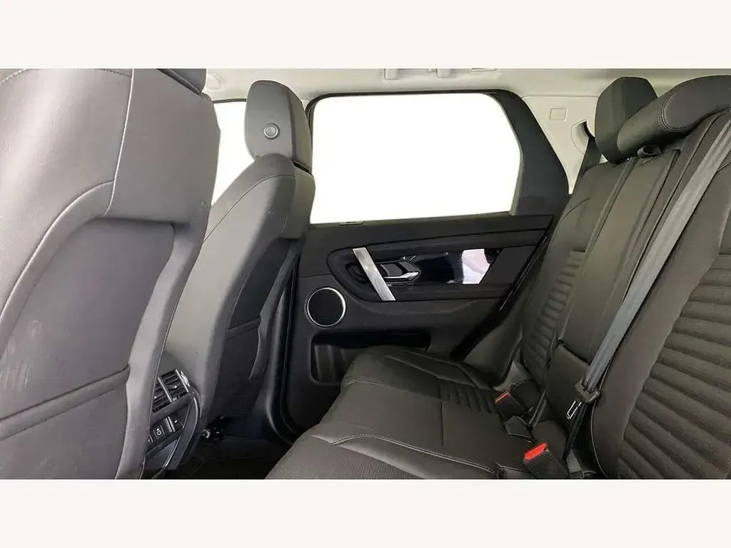 Second-hand Land Rover Discovery Sport S 204 CP (150 kW) 2025 Negru SUV