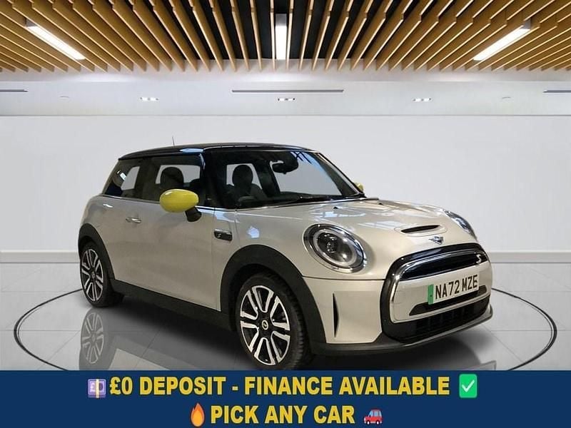 Silver Used 2023 Mini Cooper SE Hatch Hatchback | £13,075 (Good price) - Image 1/4