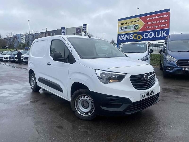 Used Vauxhall Combo Edition 100 HP (73 kW) 2020 White MPV