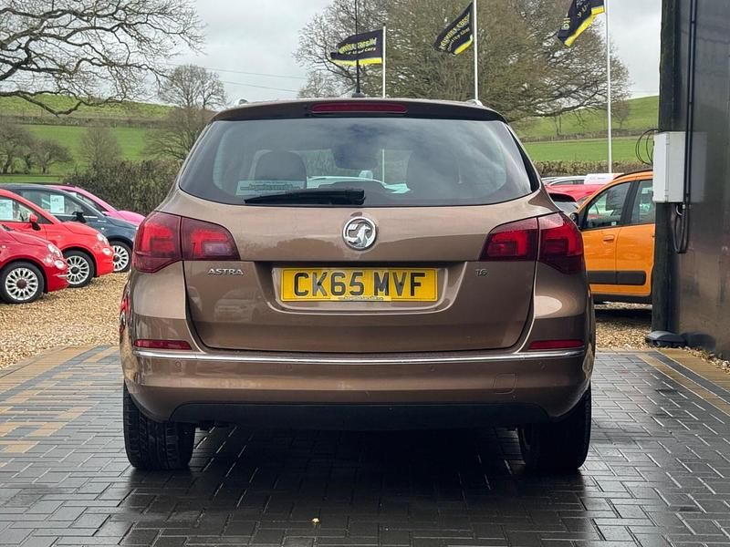 Used Vauxhall Astra Elite 2015 Bronze Estate
