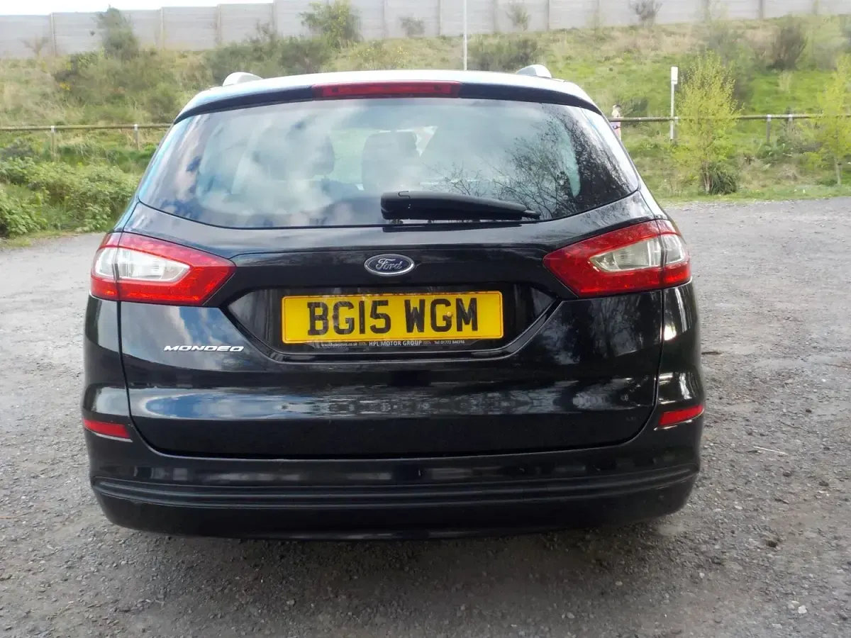 Used Ford Mondeo Zetec 2015 Black Estate