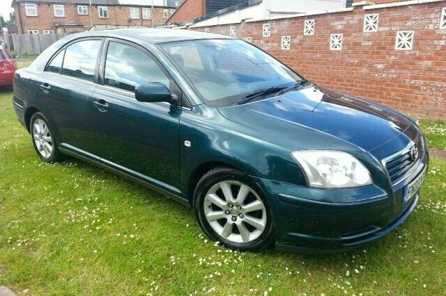 Used Toyota Avensis 127 HP (93 kW) 2003 Hatchback