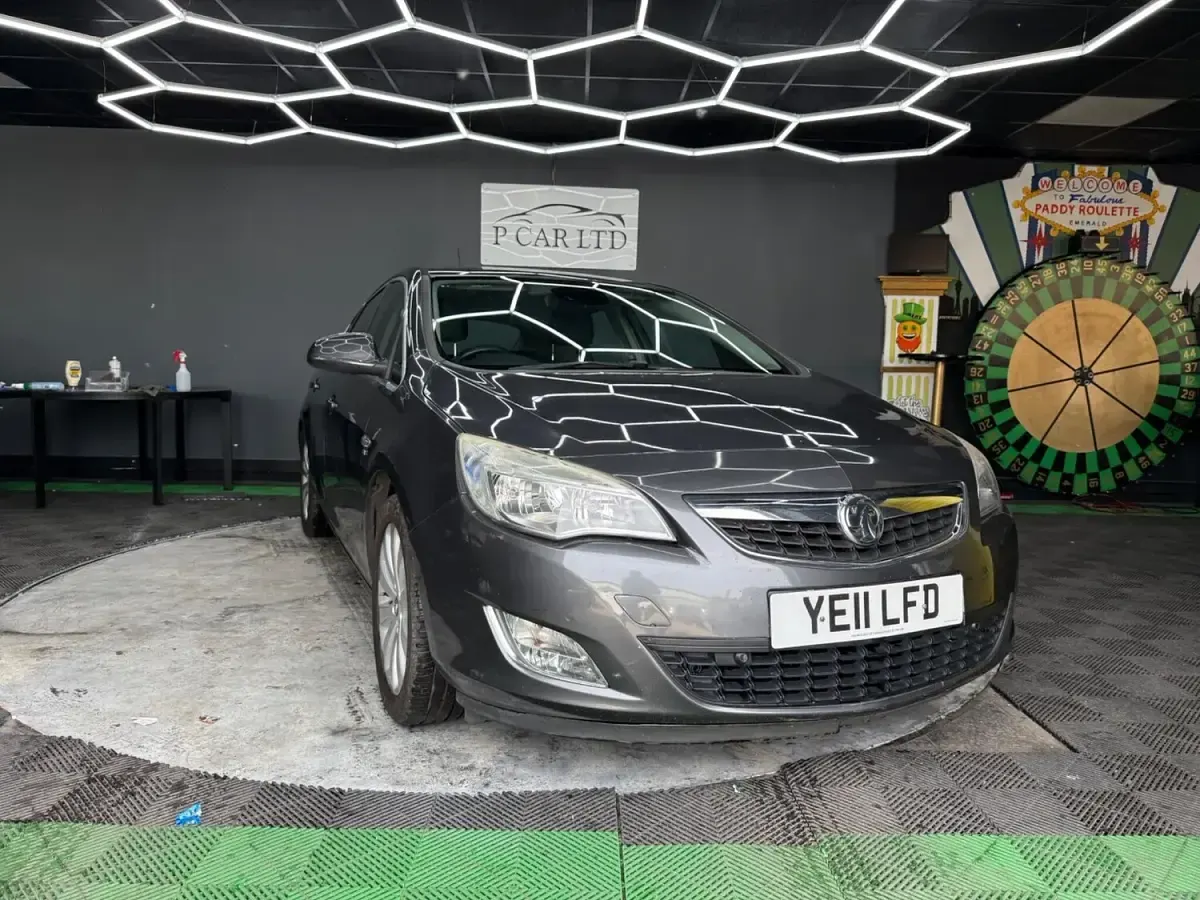 Used Vauxhall Astra 2011 Grey Hatchback