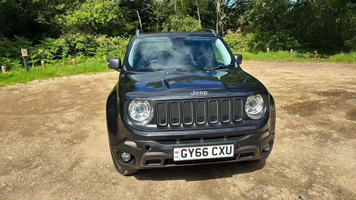 Used Jeep Renegade Trailhawk 2016 Black SUV