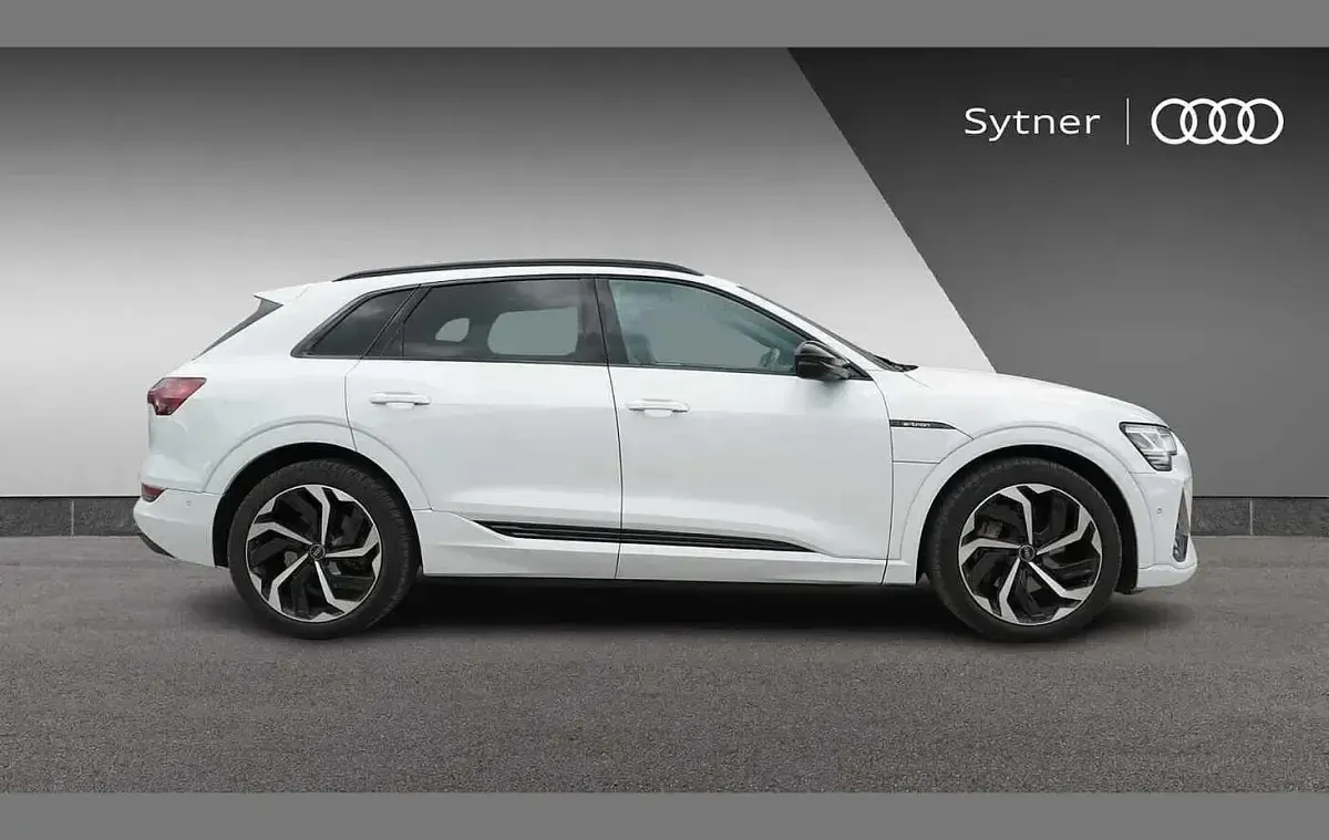 Used Audi e-tron Black Edition 230 kW (313 HP) 2021 White SUV