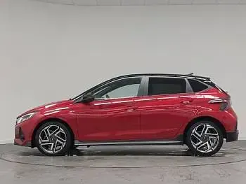 Used Hyundai i20 N Line 100 HP (73 kW) 2025 Red Hatchback