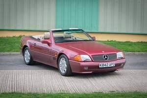 Used Mercedes SL500 320 HP (235 kW) 1992 Red Cabriolet