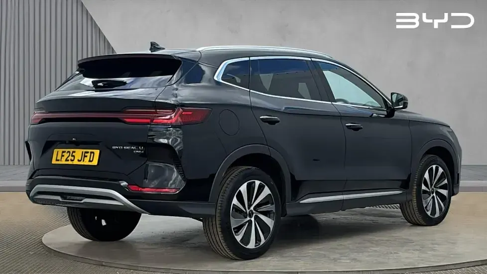 Used BYD Seal U Boost 218 HP (160 kW) 2025 Black SUV