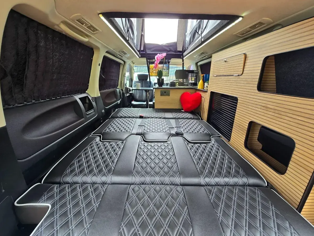 Used Nissan Elgrand 2025 Black MPV