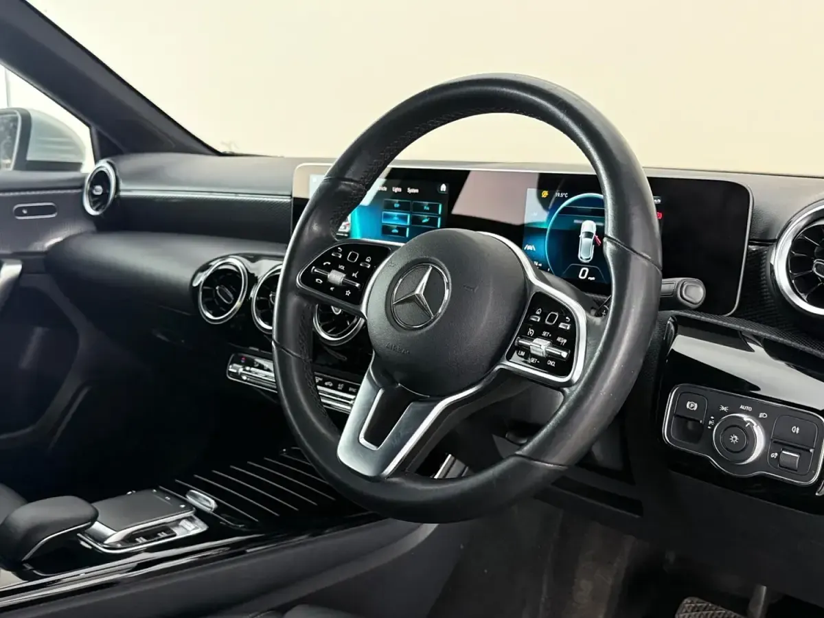 Used Mercedes A180 Executive 2018 Silver Hatchback