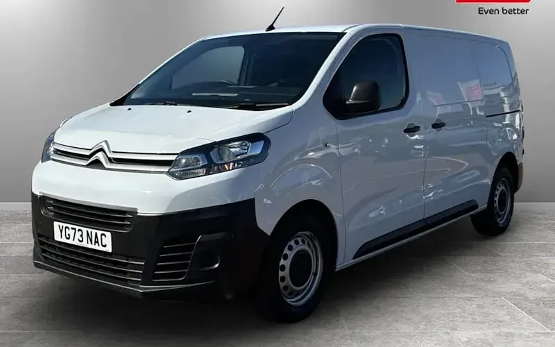 Used Citroën Dispatch 102 HP (75 kW) 2023 White MPV