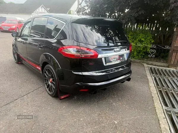 Used Ford S-MAX Titanium X 200 HP (147 kW) 2011 Black MPV