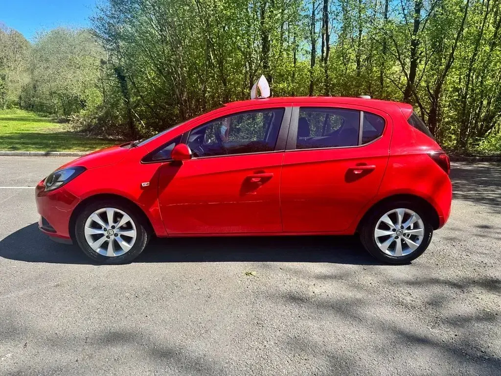 Used Vauxhall Corsa 75 HP (55 kW) 2018 Red Hatchback