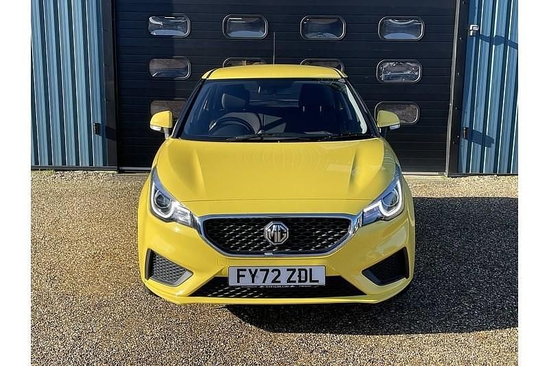 Used MG MG3 Excite 106 HP (77 kW) 2022 Yellow Hatchback