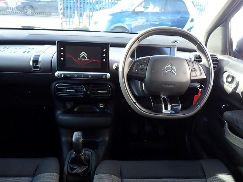Used Citroën C4 Cactus Feel 110 HP (80 kW) 2016 Grey Hatchback