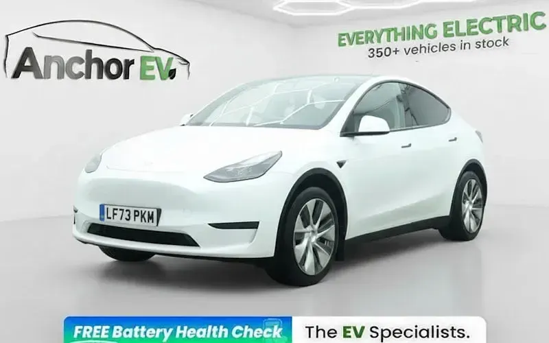 Używany Tesla Model Y RWD 219 kW (299 KM) 2024 SUV