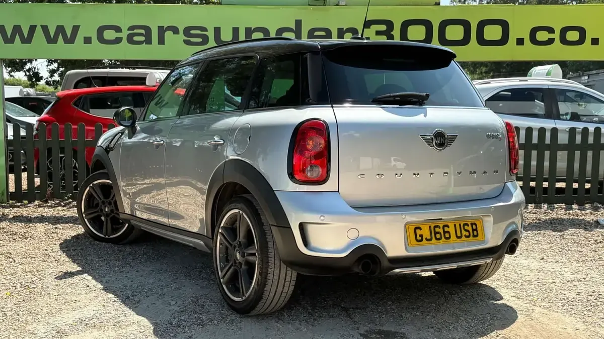 Used Mini Cooper S Countryman 184 HP (135 kW) 2016 Silver SUV