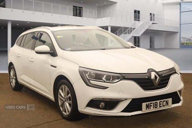 Used 2018 Renault Mégane IV Expression+ Estate | £5,995 (Fair price) - Image 1/1