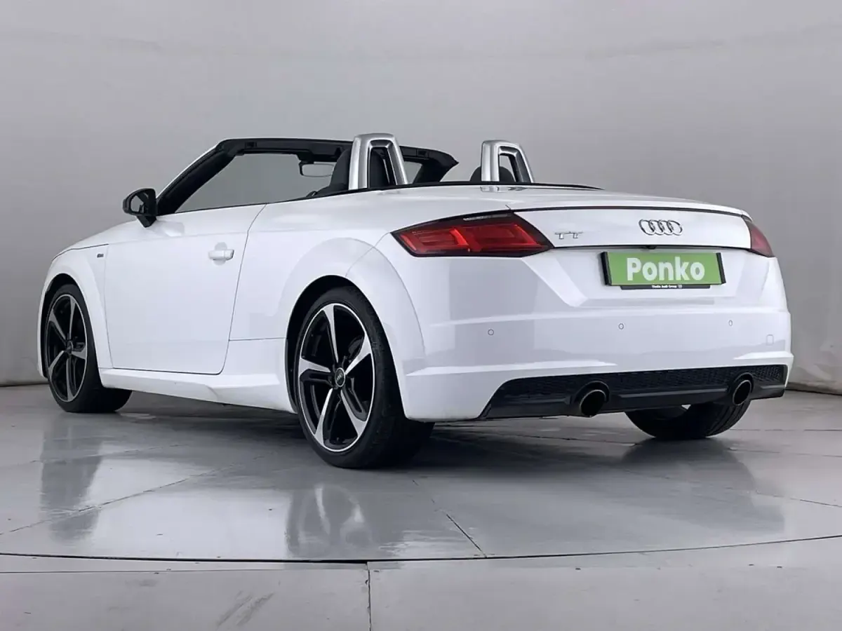 Begagnad Audi TT Black Edition 2017 Vit Sportkupé