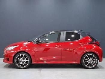 Used Toyota Yaris Hybrid City 116 HP (85 kW) 2023 Red Hatchback