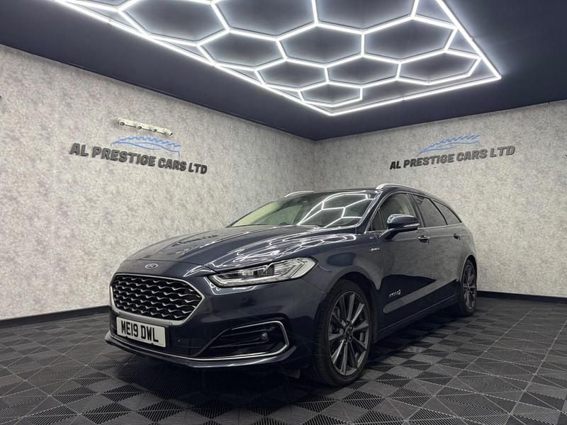 Blue Used 2019 Ford Mondeo Vignale Estate | £11,499 (Fair price) - Image 1/4