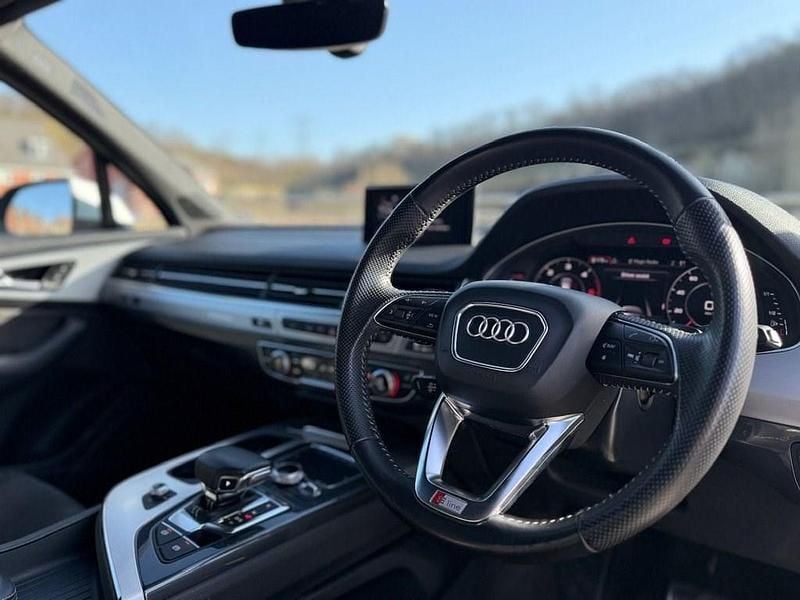 Used Audi Q7 S-Line 272 HP (200 kW) 2017 White SUV