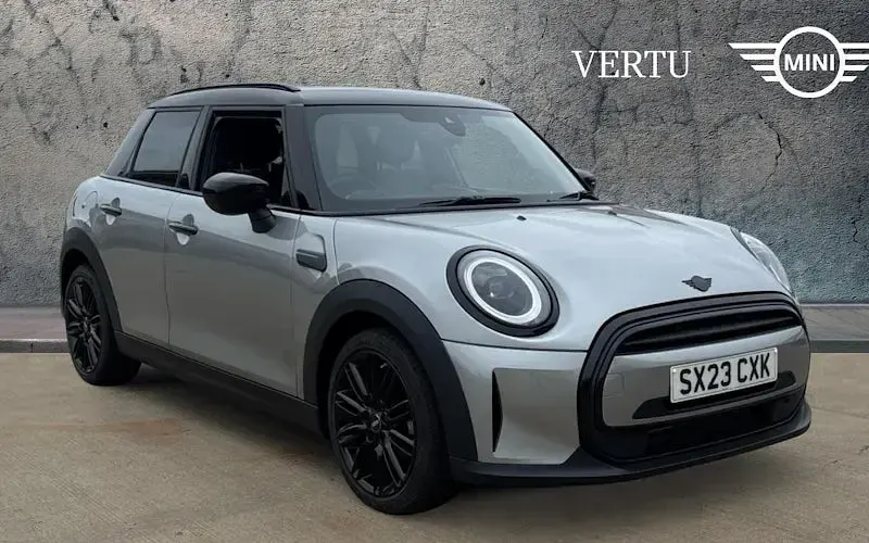 Used Mini Cooper Exclusive 136 HP (100 kW) 2023 Hatchback