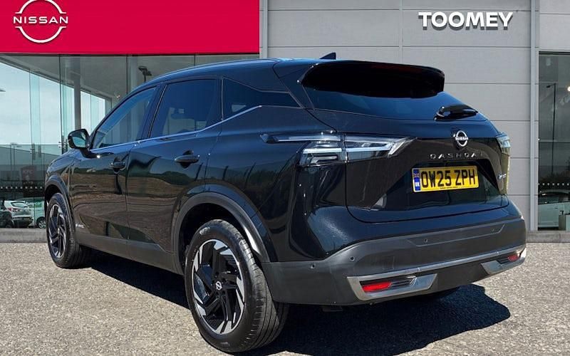 Used Nissan Qashqai N-Connecta 190 HP (139 kW) 2025 Black SUV