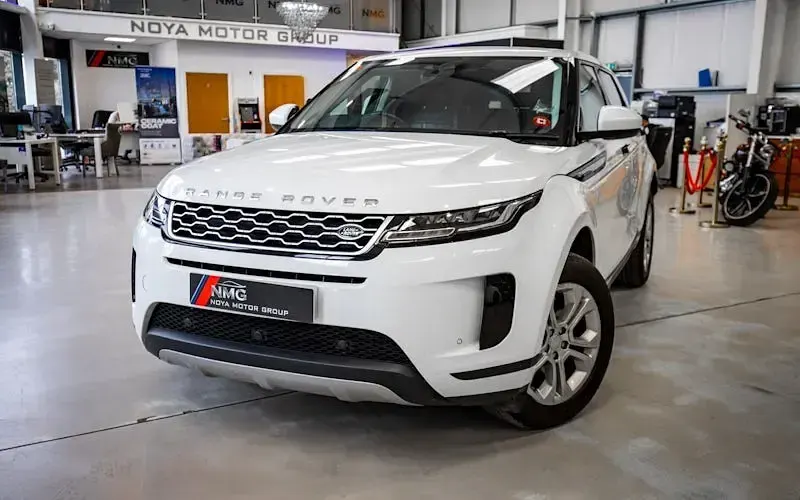 Used Land Rover Range Rover evoque S 182 HP (133 kW) 2019 White SUV