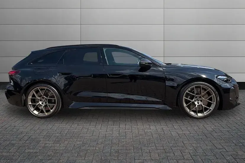 New Audi RS5 Comfort 630 HP (463 kW) 2026 Mythos black Estate