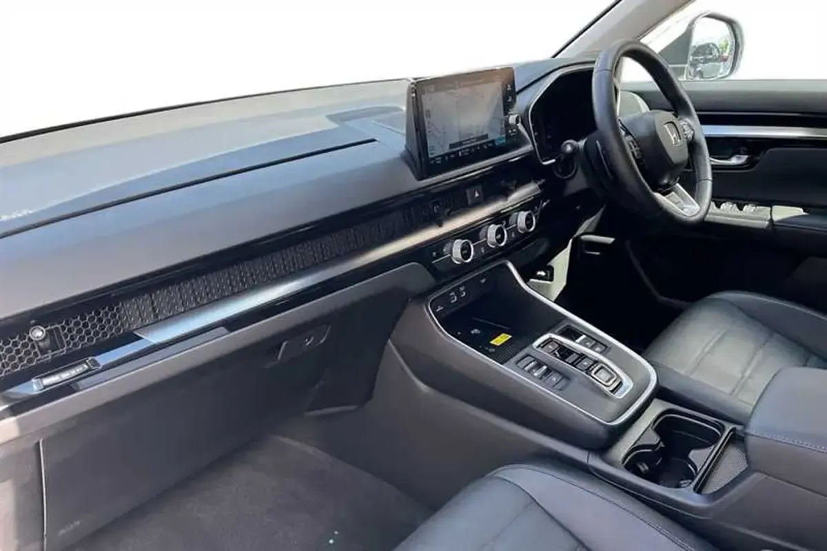 Used Honda CR-V Advance 184 HP (135 kW) 2025 White SUV