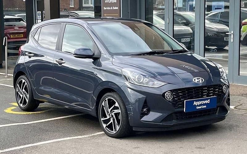 Used Hyundai i10 Premium 84 HP (61 kW) 2023 Grey Hatchback