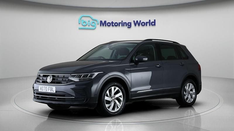 Used VW Tiguan S 128 HP (94 kW) 2021 Grey SUV
