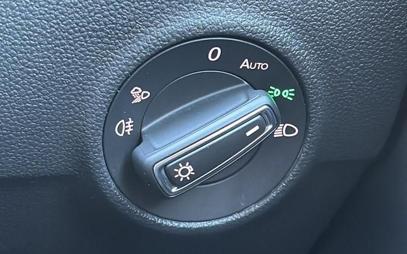 Used 2025 VW T-Roc R SUV | £28,599 (Fair price) - Image 1/3