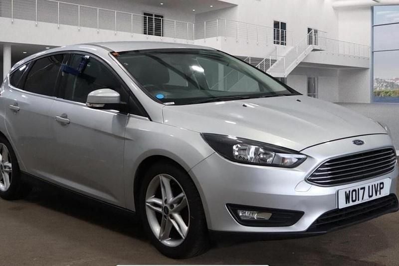 Silver Used 2017 Ford Focus Zetec Hatchback | £4,990 (Good price) - Image 1/1