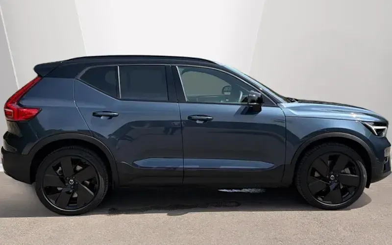 Used Volvo EX40 Plus 185 kW (252 HP) 2026 SUV
