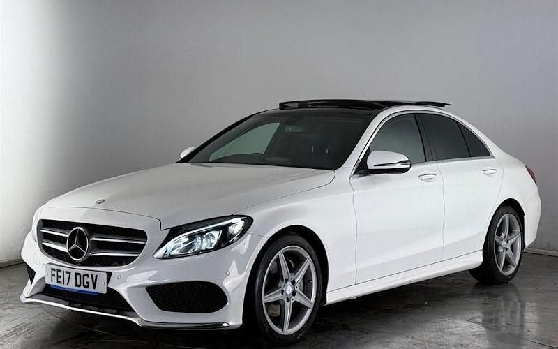 Used Mercedes C200 AMG Line Premium 184 HP (135 kW) 2017 White Sedan