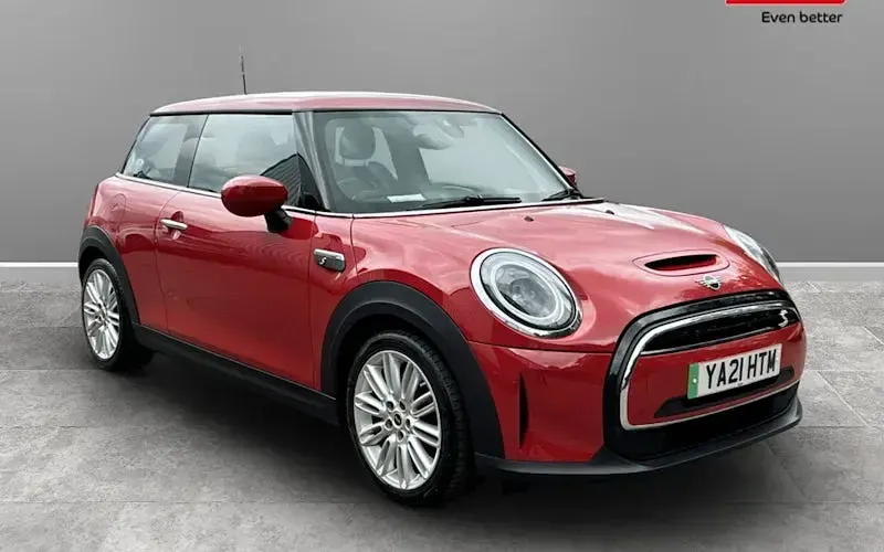 Used Mini Cooper Level 2 135 kW (184 HP) 2023 Hatchback