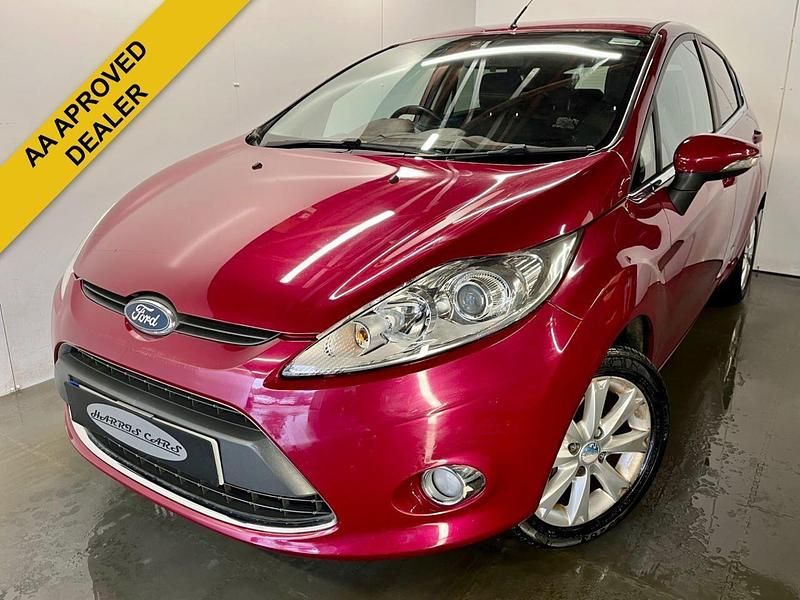 Red Used 2009 Ford Fiesta Zetec Hatchback | £4,485 (Expensive) - Image 1/4