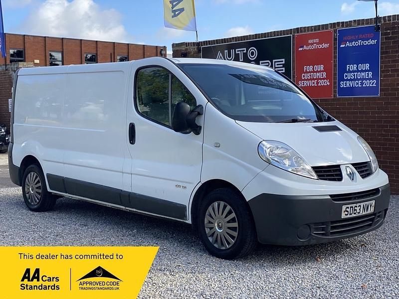 White Used 2013 Renault Trafic Van | £5,490 (Super price) - Image 1/3