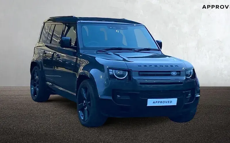 Used Land Rover Defender HSE Dynamic 349 HP (256 kW) 2025 SUV