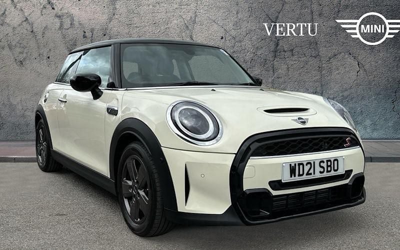 Used Mini Cooper S Classic 178 HP (130 kW) 2022 Hatchback