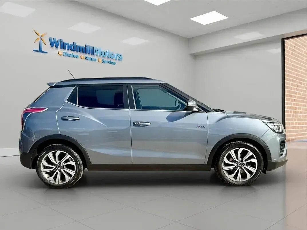 Used SsangYong Tivoli 163 HP (119 kW) 2021 Grey SUV