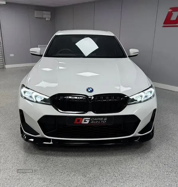 Used BMW 330e M Sport 292 HP (214 kW) 2022 White Sedan