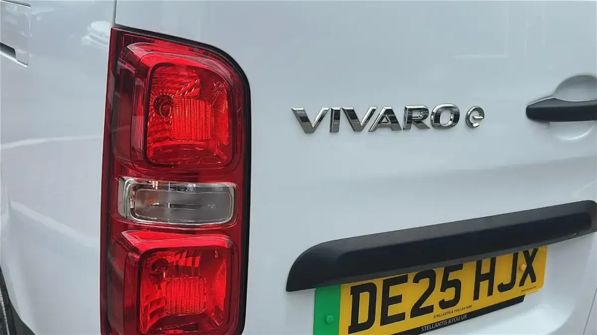 Nuevo Vauxhall Vivaro 98 kW (134 CV) 2025 Blanco Monovolumen