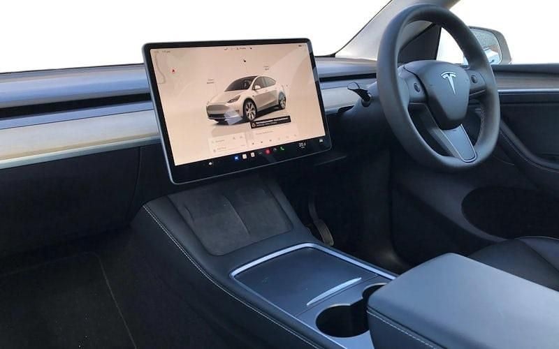 Used Tesla Model Y RWD 219 kW (299 HP) 2024 SUV