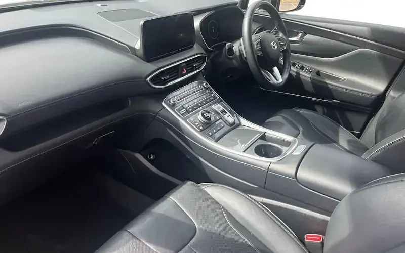 Used Hyundai Santa Fe Ultimate 230 HP (169 kW) 2024 SUV