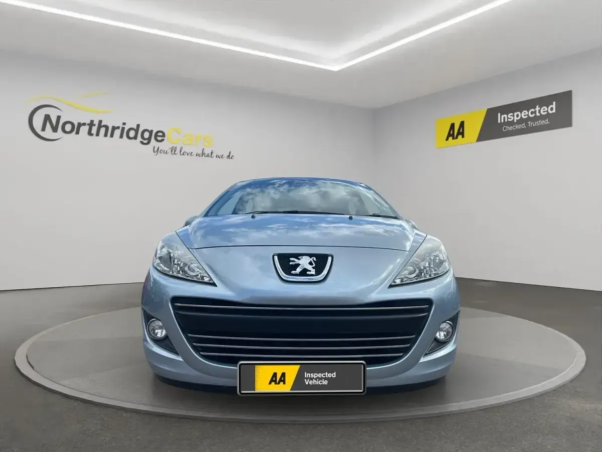 Used Peugeot 207 95 HP (69 kW) 2010 Blue Hatchback