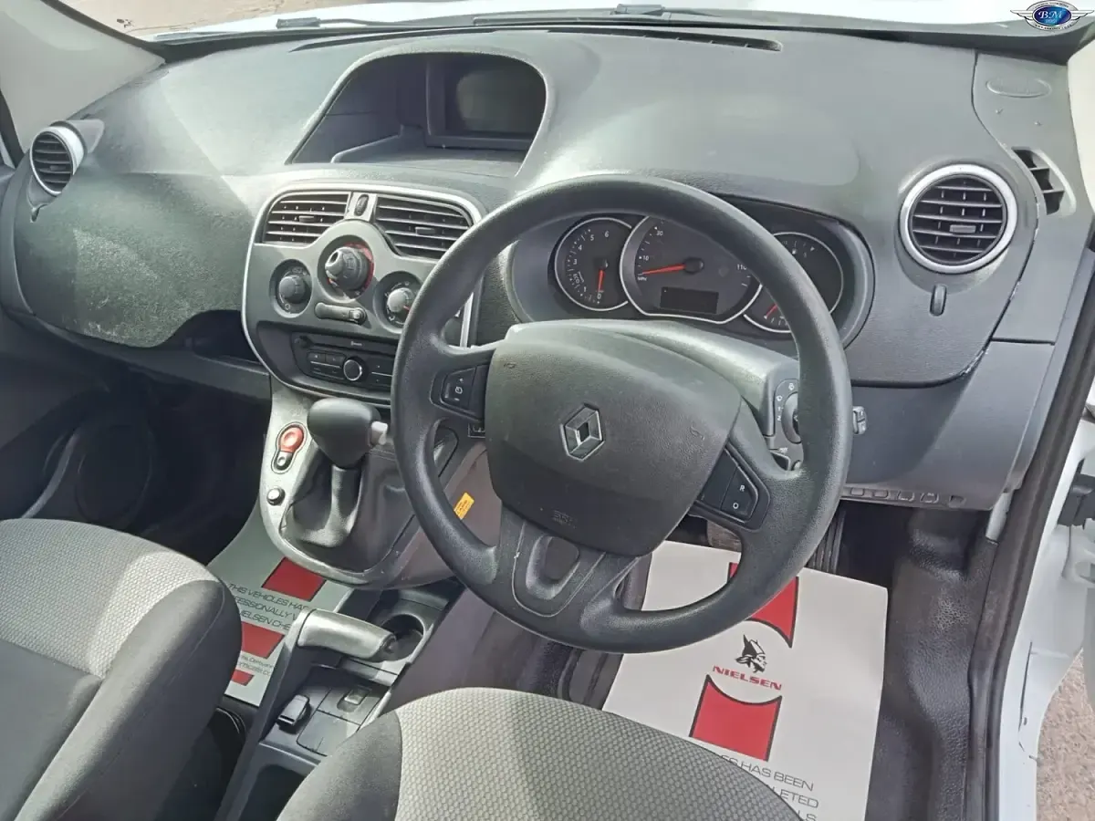 Used Renault Kangoo Business 2019 White MPV